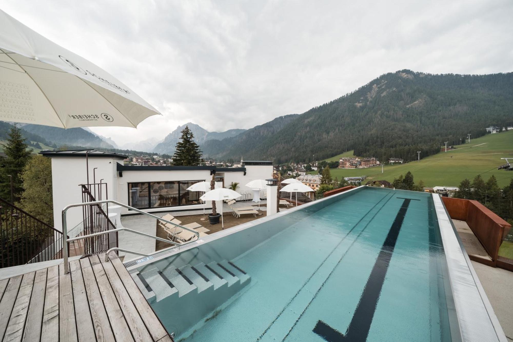 Al Plan, A Mountain Moving Hotel Сан Вигилио ди Маребе Екстериор снимка